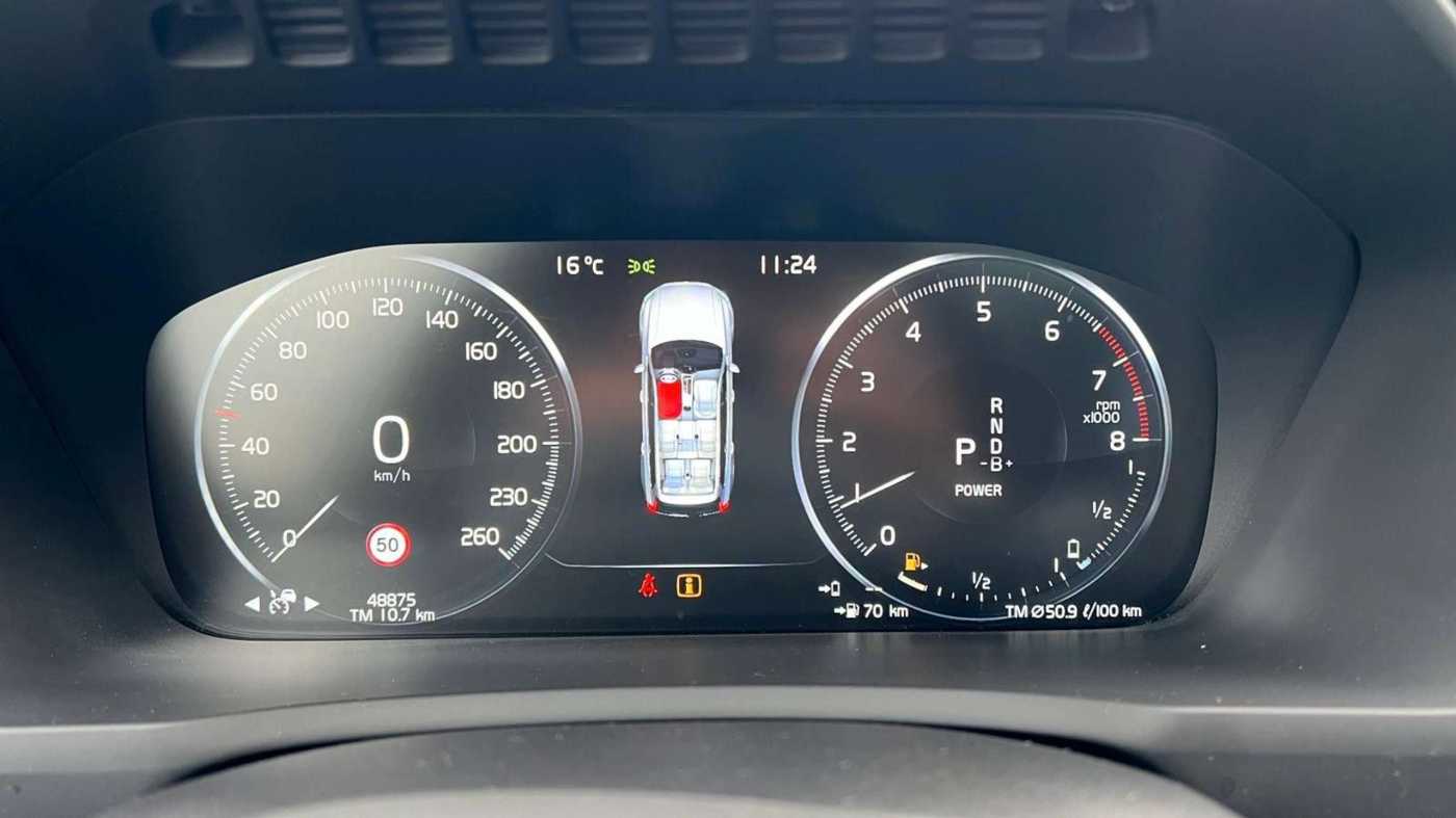 Volvo  T8 PHEV AWD R Design*360°*Massage*LUFT*B&W*
