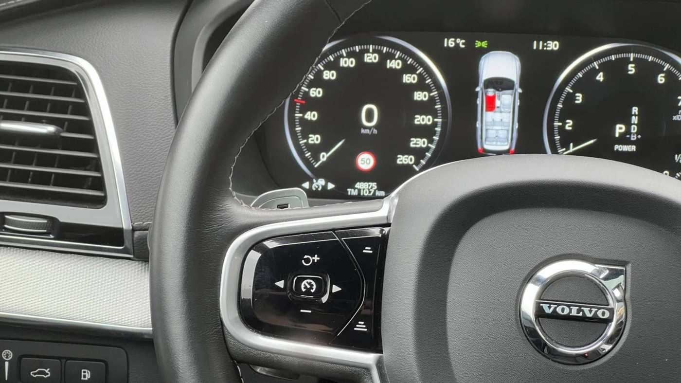 Volvo  T8 PHEV AWD R Design*360°*Massage*LUFT*B&W*