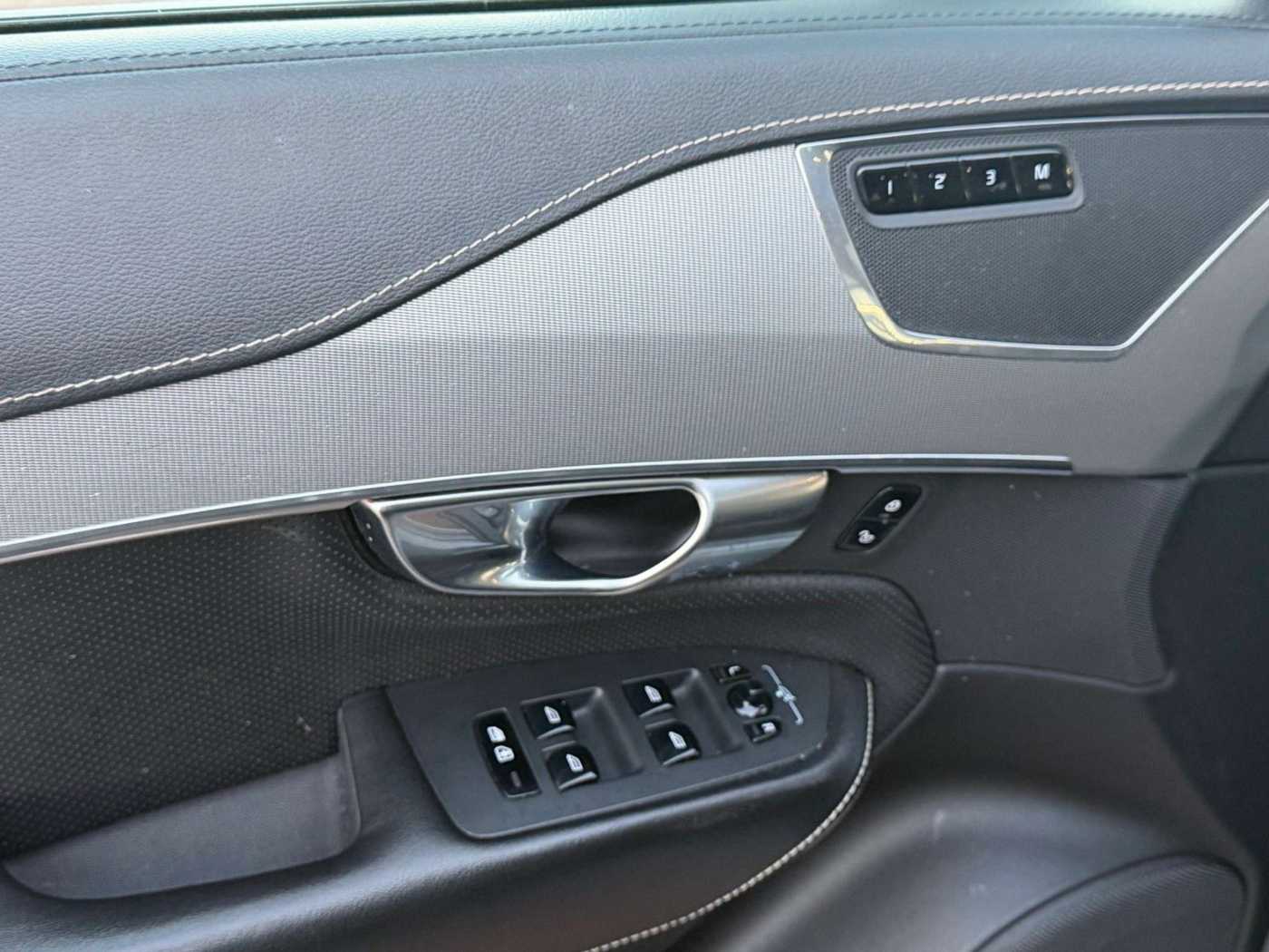 Volvo  R-Design*PANO*LED*CD*NAV*RFK*7Si*