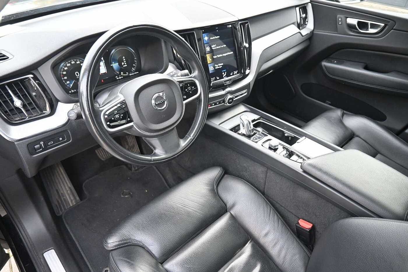 Volvo T8 RC AWD Inscription*PANO*RFK*BLIS*DAB*AHK