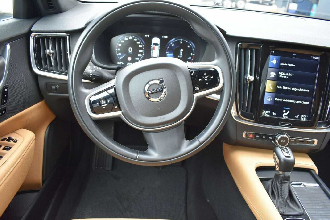 Volvo  V90 CC D4 AWD*STHZ*MIetkauf möglich