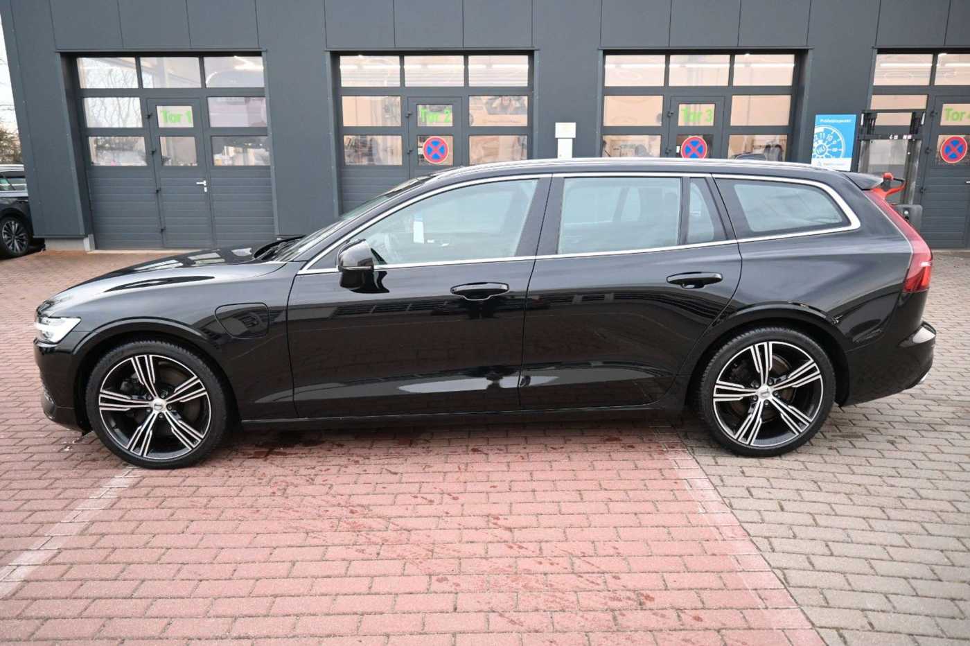 Volvo  T8 TE Inscription*LED*HUD*PANO*CAM*PDC*STHZ