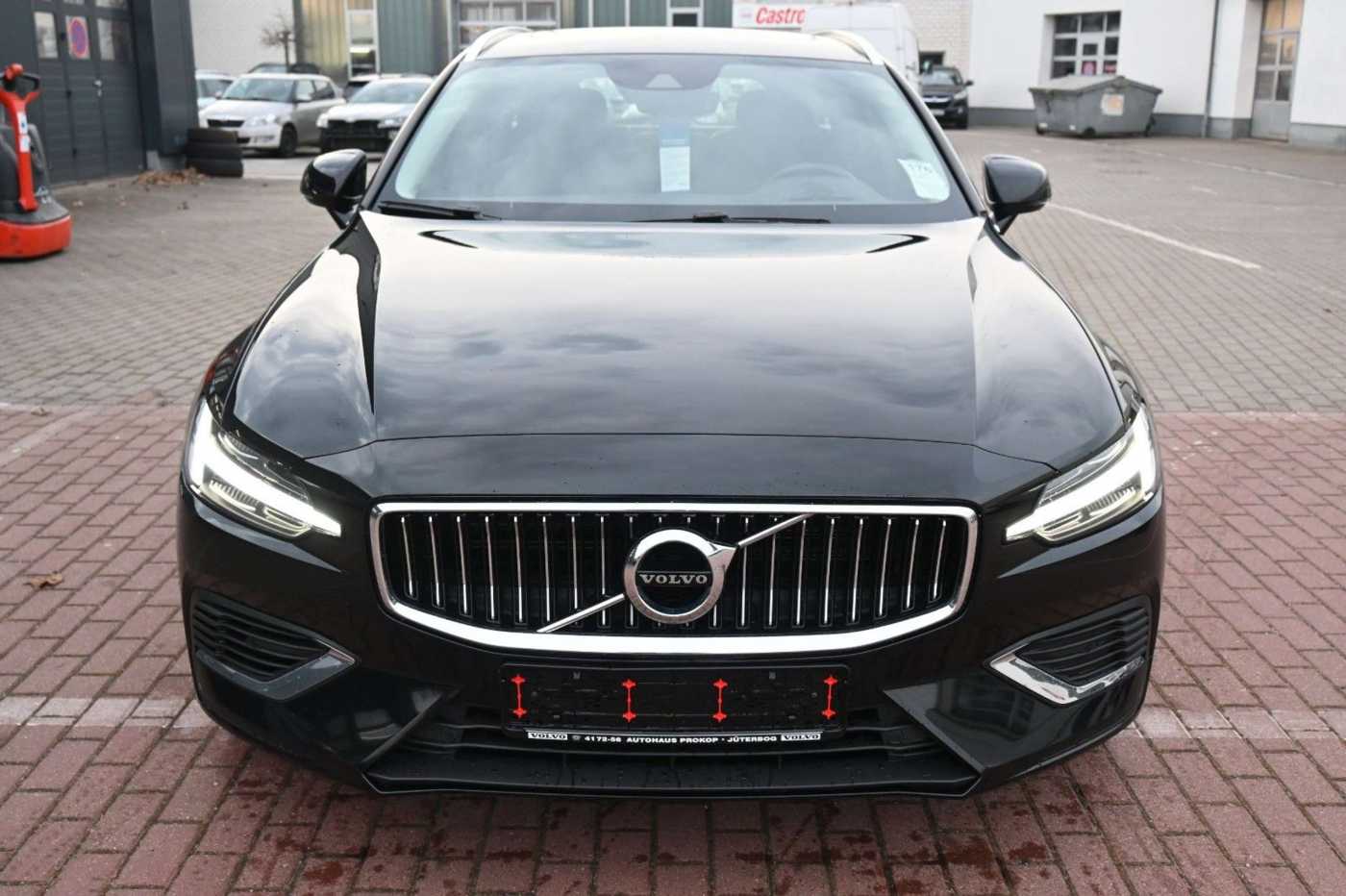 Volvo  T8 TE Inscription*LED*HUD*PANO*CAM*PDC*STHZ