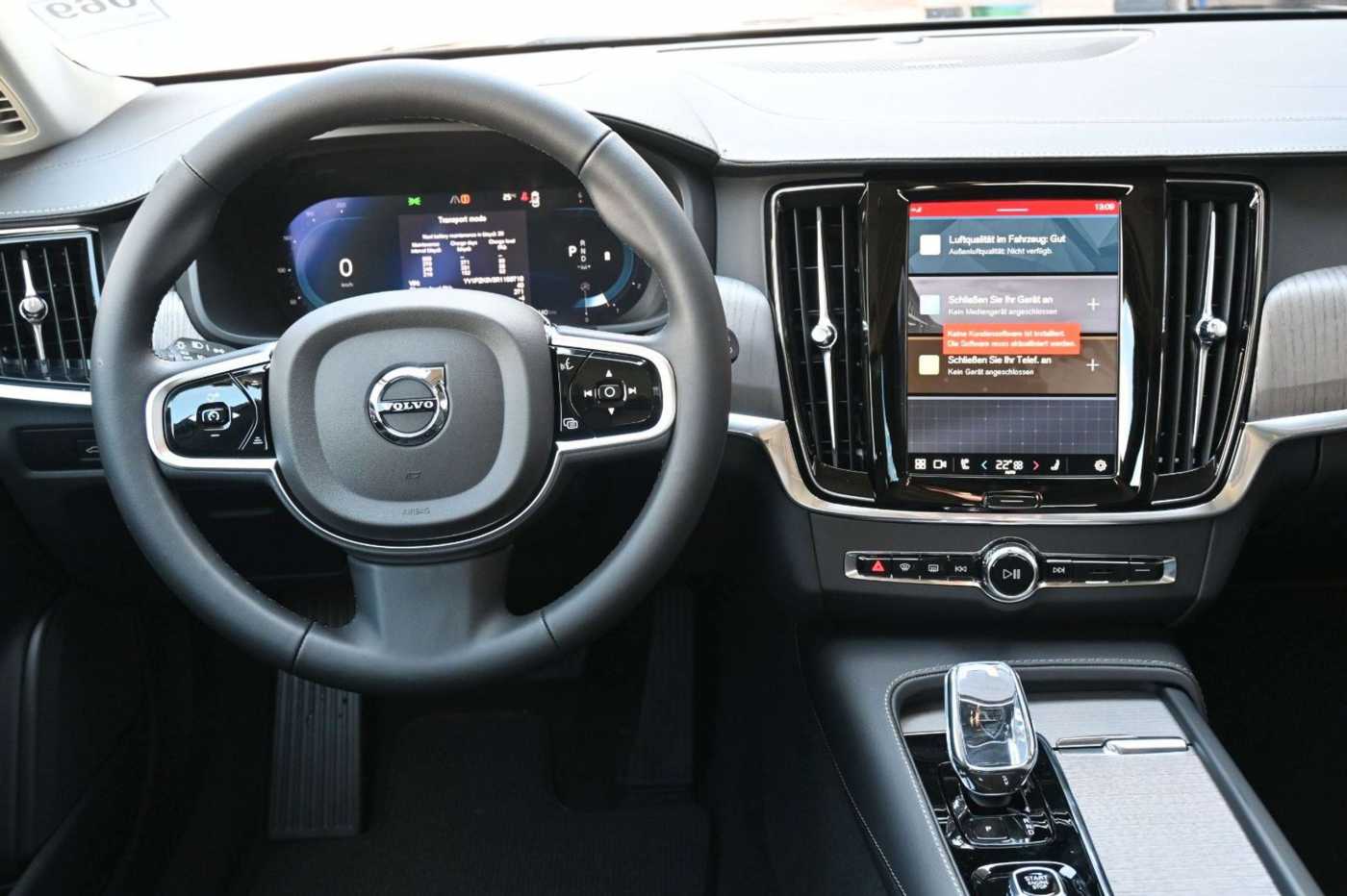 Volvo  V90 B4 D AWD Cross Country Plus*Pano*STDHZG*ACC