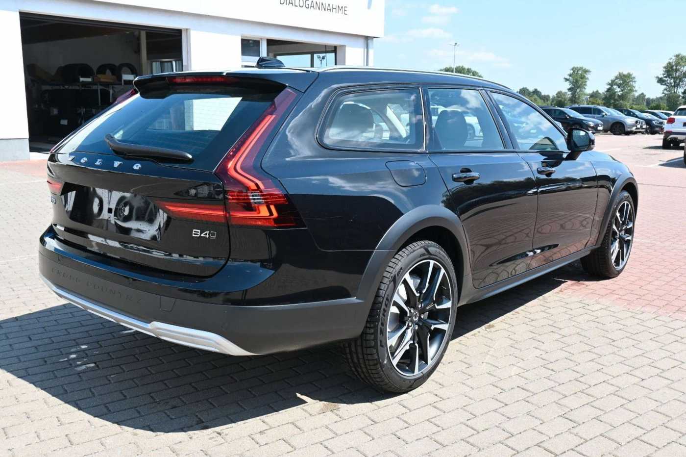 Volvo  V90 B4 D AWD Cross Country Plus*Pano*STDHZG*ACC