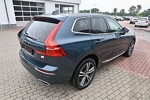 Volvo  Inscript. T8 PHEV AWD*HUD*Massage*Luft*AHK