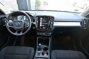 Volvo  D3 AWD Autom. Momentum*RFK*FSHZG*BLIS