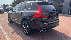 Volvo  R-Design D5 AWD*H&K*LUFT*PANO*AHK*RFK*ACC