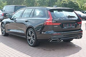 Volvo  Volvo V60 Recharge T8 AWD R-Design*PANO*360°*H/K