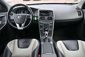 Volvo  D5 AWD Autom. Summum*NAVI*BLIS*AHK