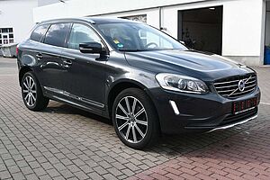 Volvo  D5 AWD Autom. Summum*NAVI*BLIS*AHK