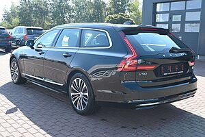 Volvo  T6 AWD Recharge Core Bright