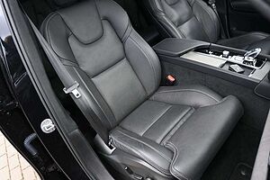 Volvo  Ultimate Bright AWD*MASS*LUFT*B&W*360°*22'*
