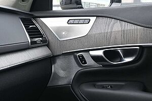 Volvo  Ultimate Bright AWD*MASS*LUFT*B&W*360°*22'*