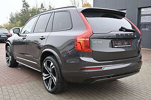 Volvo  XC90 Ultimate Dark AWD