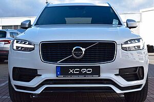 Volvo  D5 R Design*STHZ*PANO*RFK*LED*NAV*