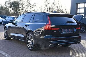 Volvo  Kombi R Design Recharge Plug-In Hybrid AWD