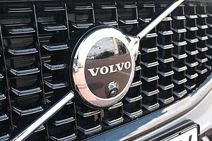 Volvo  B4 D AWD Ultimate Dark*STDHZG*360°*LUFT*ACC