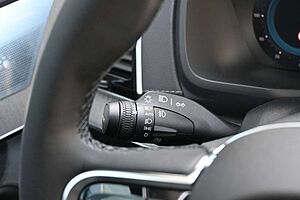 Volvo  T8 Recharge AWD Ultra Dark*PANO*B&W*STHZ*QI