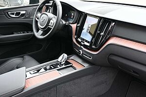 Volvo  B4 D Autom. Plus Dark*STDHZG*360°*H&K*ACC