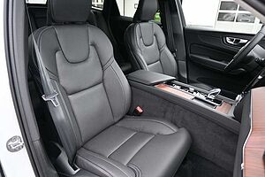 Volvo  B4 D Autom. Plus Dark*STDHZG*360°*H&K*ACC