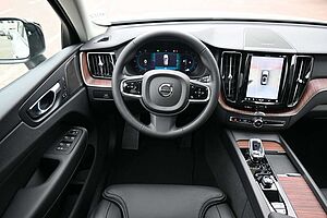 Volvo  B4 D Autom. Plus Dark*STDHZG*360°*H&K*ACC