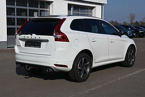 Volvo  Summum 2WD *RFK*GSD*AHK*SIHZG*TEMPO*NAV*