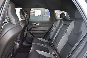 Volvo  B4 D AWD Autom.  R-Design*STDHZG*360°*AHK