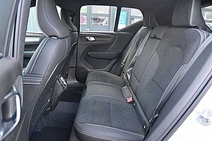 Volvo  B4 DKG Plus Dark*H&K*FSHZG*360°*ACC