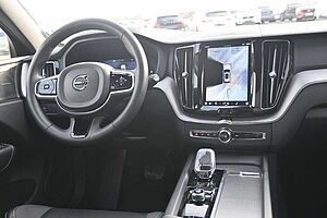 Volvo  B4 D AWD Plus Dark*FSHZG*360°*H&K*ACC
