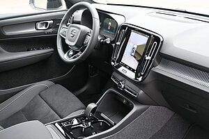 Volvo  B4 DKG Ultimate Dark*STDHZG*PANO*360°*ACC*