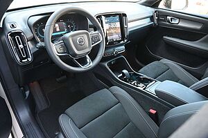 Volvo  B4 DKG Plus Dark*FSHZG*360°*ACC*Allwetter