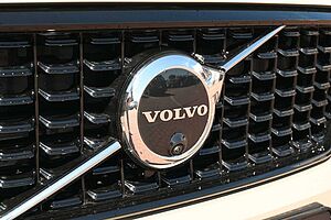 Volvo  B4 DKG Plus Dark*FSHZG*360°*ACC*Allwetter
