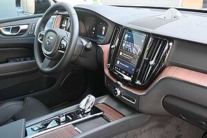 Volvo  B4 D AWD Ultimate Dark*STDHZG*360°*LUFT*ACC
