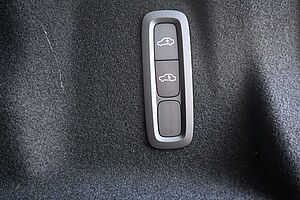 Volvo  B4 D AWD Ultimate Dark*STDHZG*360°*LUFT*ACC