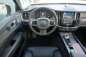 Volvo  B4 D AWD Ultimate Dark*STDHZG*360°*LUFT*ACC