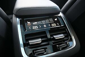 Volvo  B4 D AWD Ultimate Dark*STDHZG*360°*LUFT*ACC