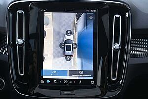 Volvo  B4 Plus Dark*LED*PANO*360*STHZ*H&K*DAB*BLIS