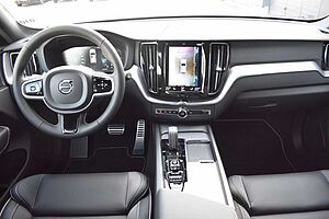 Volvo  B4 D AWD Autom.  R-Design*STDHZG*360°*AHK