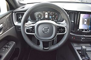 Volvo  B4 D AWD Autom.  R-Design*STDHZG*360°*AHK