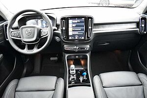 Volvo  T5 Recharge 2WD Plus Dark*RFK*H&K*ACC