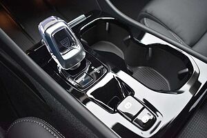 Volvo  T5 Recharge 2WD Plus Dark*RFK*H&K*ACC