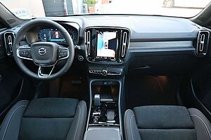 Volvo  B4 DKG Ultra Dark*FSHZG*PANO*360°*ACC