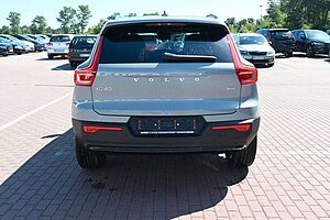 Volvo  B4 DKG Ultra Dark*FSHZG*PANO*360°*ACC