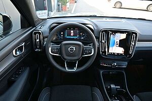 Volvo  B4 DKG Ultra Dark*FSHZG*PANO*360°*ACC*AHK