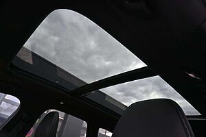 Volvo  B4D Plus Dark*LED*PANO*STHZ*360*H&K*BLIS