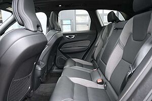 Volvo  B4D Plus Dark*LED*PANO*STHZ*360*H&K*BLIS