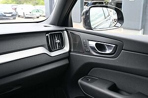 Volvo  B4D Plus Dark*LED*PANO*STHZ*360*H&K*BLIS