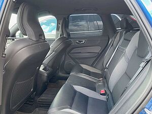 Volvo  B4D R-Design*LED*STHZ*B&W*CAM*BLIS*QI