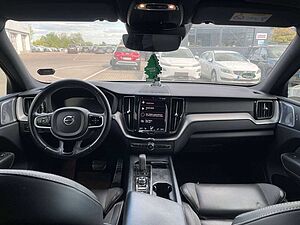 Volvo  B4D R-Design*LED*STHZ*B&W*CAM*BLIS*QI
